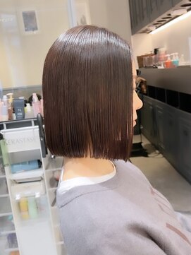 ロンドジェネルーズ 柏(Lond generous) 【高嶋優】アッシュブラック/髪質改善/縮毛矯正/ぱつっとボブ