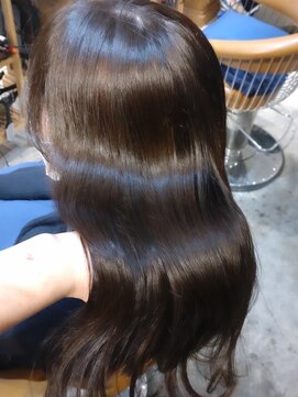 ロンド シャルム 吉祥寺(Lond charme) アッシュブラウン/顔周りレイヤー/イノアカラー