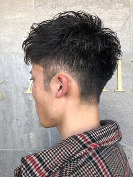 メゾン アヴァロ(Maison Avallo) 刈り上げショートのソフトパーマ