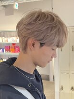 ザコーストバイネオリーブ 辻堂店(The coast by neolive)&nbsp;メンズハイトーンミルクティーベージュ毛流れマッシュ