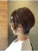ショートボブ