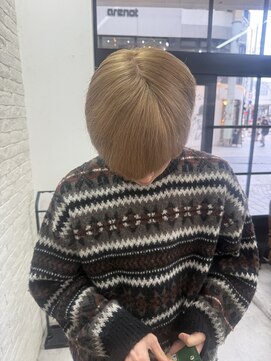 ブレス(bless) ベージュ/ミルクティーベージュ/ハイトーン