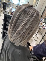 ネハス ナガオカ(nehus.nagaoka)&nbsp;バレイヤージュ１/イメチェン/ホワイトブロンド/外ハネボブ/