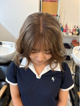 シイ(SIE) smoky beige♪