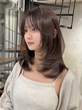 ヨロ 渋谷(YOLO) 韓国ヘアーハッシュカットレイヤーカットハイライトカラー