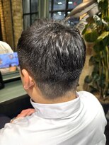 モナン(monan)&nbsp;短髪ビジネスショートメンズカットフェードグラデーション