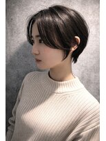 テラ(terra)&nbsp;【乾かすだけ】黒髪でも映えるハンサムショート|20代30代40代◎