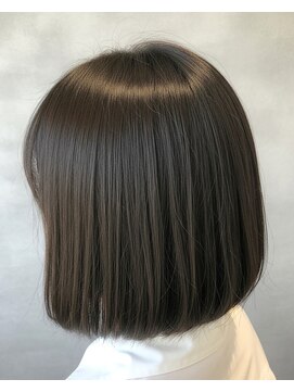 カノア(CANNOA.) 大人ツヤまとまるパッツンボブ