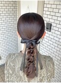 編みおろし タイトヘア 結婚式 参列ヘア お呼ばれヘア