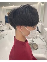 ウル(uru)&nbsp;黒髪ツーブロックショート