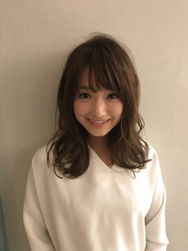 ロンド 銀座(Lond) 大人かわいいゆるふわミディ 担当 吉澤弘哲