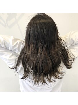 テクライズ 豊橋店(TECHRISE) ナチュラルシルバーグラデーション