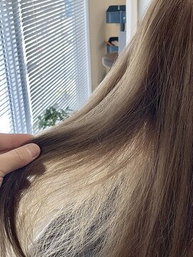 アンビエンテ(ambiente) アッシュグレー  グレージュ　イルミナカラー