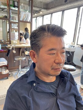 リバレッジ 広尾(Leverage) 大人の七三分けメンズヘア