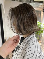 リバレッジ 白金(Leverage)&nbsp;白髪ぼかしハイライト切りっぱなしボブ  【白金/目黒】担当 濱口