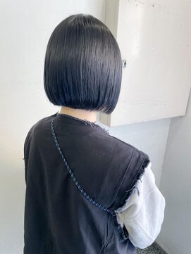 キャンバス バイ ネオリーブ 横浜西口(Canvas by neo.) ミニボブ　ぷつっとボブ　ネイビーブルー　ナチュラルボブ