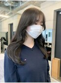 透明感ミントグレージュカラー　韓国くびれヘア