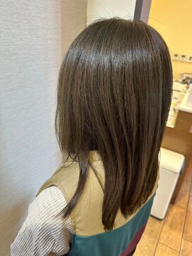 エムウィッシュ(M Wish) くすみカラー/ニュアンスカラー/秋カラー/透明感/ベージュ/小顔