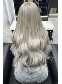 ～韓国ヘア　ホワイトシルバー～【Ria 大阪　梅田】