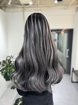 アルマバイロサ(ALMA by ROSA) 海外ハイライトエクステ/担当:【ギャル仙人】RENTA