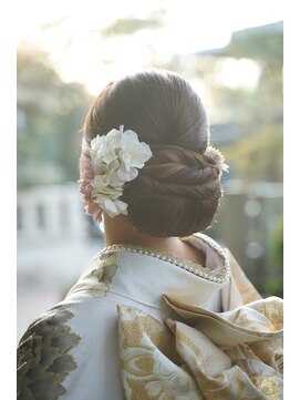 スタジオハロー 和髪シニヨンスタイル