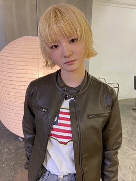 カシェ ナカザキ(CACHE NAKAZAKI) ブロンドヘア/ハイトーン/レイヤーボブ