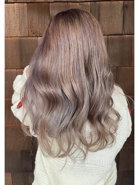 ユーリオ(Urio) 透け感グレージュ