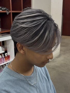 シルバーアッシュバレイヤージュセンターパート