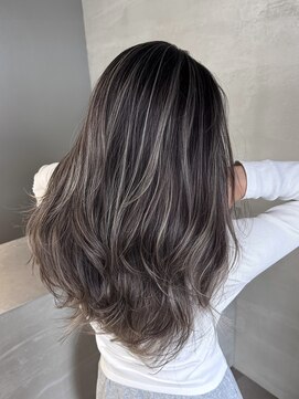 トゥイン 八王子(TWIN) ハイライトデザインカラーダークアッシュオリーブグレー八王子