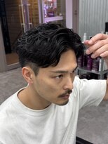 ゼノ 海老名(XENO) ラルフカールラウンドマッシュフェザーパーマメンズパーマ眉毛