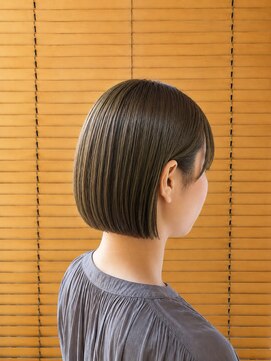 オーガニックエコ 川越(organic+eco) 20代30代/ブリーチなし/オリーブベージュ/ミニボブ/切りっぱなし
