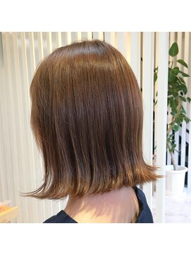 ヘアアンドリラクゼーション シャッセ(Hair&Relaxation SASE) 外ハネボブ☆オレンジグレージュ