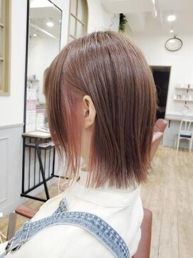 グランシュ 青葉台店(GranCieux) インナーピンク×切りっぱなしボブ☆