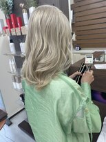 ノア(NOA by KENJE) ホワイト.