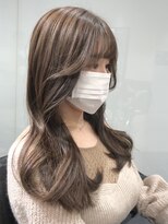 ラブクロムトーキョー オモテサンドウ(LOVECHROME OMOTESANDO)&nbsp;流れる顔まわりレイヤーカット☆くびれヘアのメルティカラー