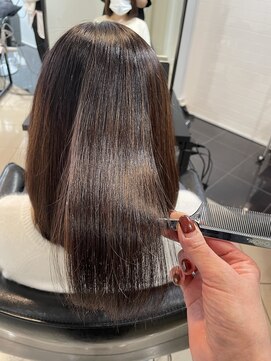 ラブクロムトーキョー オモテサンドウ(LOVECHROME OMOTESANDO) 美髪ストレート　ツヤ髪　髪質改善