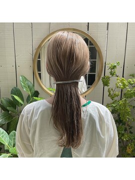 アデ オモテサンドウ(ade omotesando) バレッタアレンジ