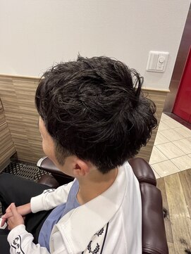 銀座マツナガ 神田店 美シルエット爽やか無造作ロッドパーマツーブロック