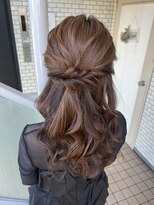 フェリーチェ(Felice)&nbsp;ハーフアップ　お呼ばれヘア　巻き髪　フェミニン