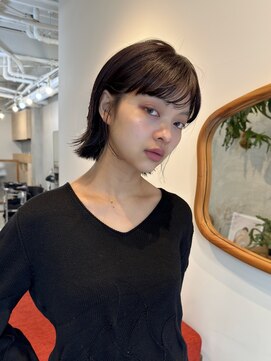 ヒュージ 三軒茶屋(huge) ぷつっとボブ/小顔カット/くびレイヤー/グレージュ/前髪