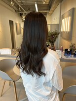 シダ(sida SAIIN) 【牧内】アッシュグレー/ロングヘア/20代30代