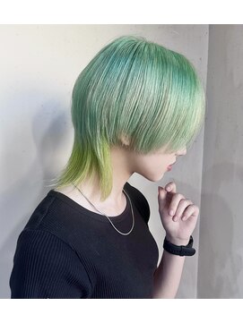 ドライブ(drive) フルブリーチ ウルフカット マッシュウルフ インナーカラー