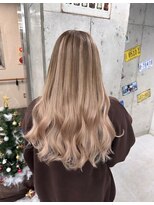 リン モアナバイヘッドライト 武蔵小杉2号店(lynn Moana by HEADLIGHT)&nbsp;lynn【武蔵小杉】#グラデーション#ケアブリーチ#ハイトーン