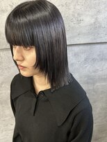 ヴォレ(voler)&nbsp;黒髪/切りっぱなし/顔まわりレイヤー