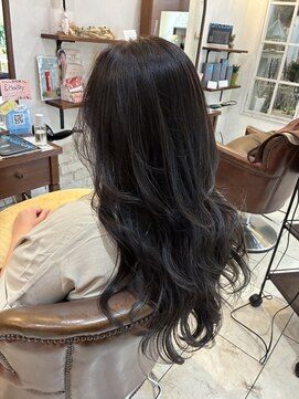 ヴィアンカ(Vianca) ロングレイヤー×オリーブグレージュ