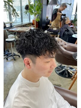 ビハインドザカーテン(BEHIND THE CURTAIN) スペインカール×外国人風パーマ