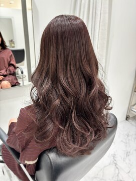 リゼル ユア 渋谷(RISEL YUA) 『ブリーチなし』ラベンダーブラウンのレイヤーロングヘア