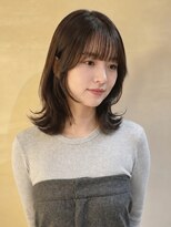 エルム(elm) 顔周りレイヤー×赤みなし透明感ベージュ