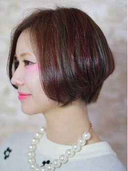 ルーツリー(Rootree)の写真/【下郡東】小顔見せ効果抜群でもっと可愛く★骨格/顔のパーツを見極めたショートで360°綺麗なシルエットに