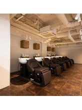 『シャンプーブース』-心行くまでゆったり贅沢な時間をお楽しみ下さい♪-